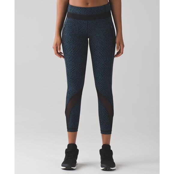 Lululemon Athletica Pants - Lululemon Inspire Tight II Shatter Weave Desert Teal Alberta Lake / Black sz 4